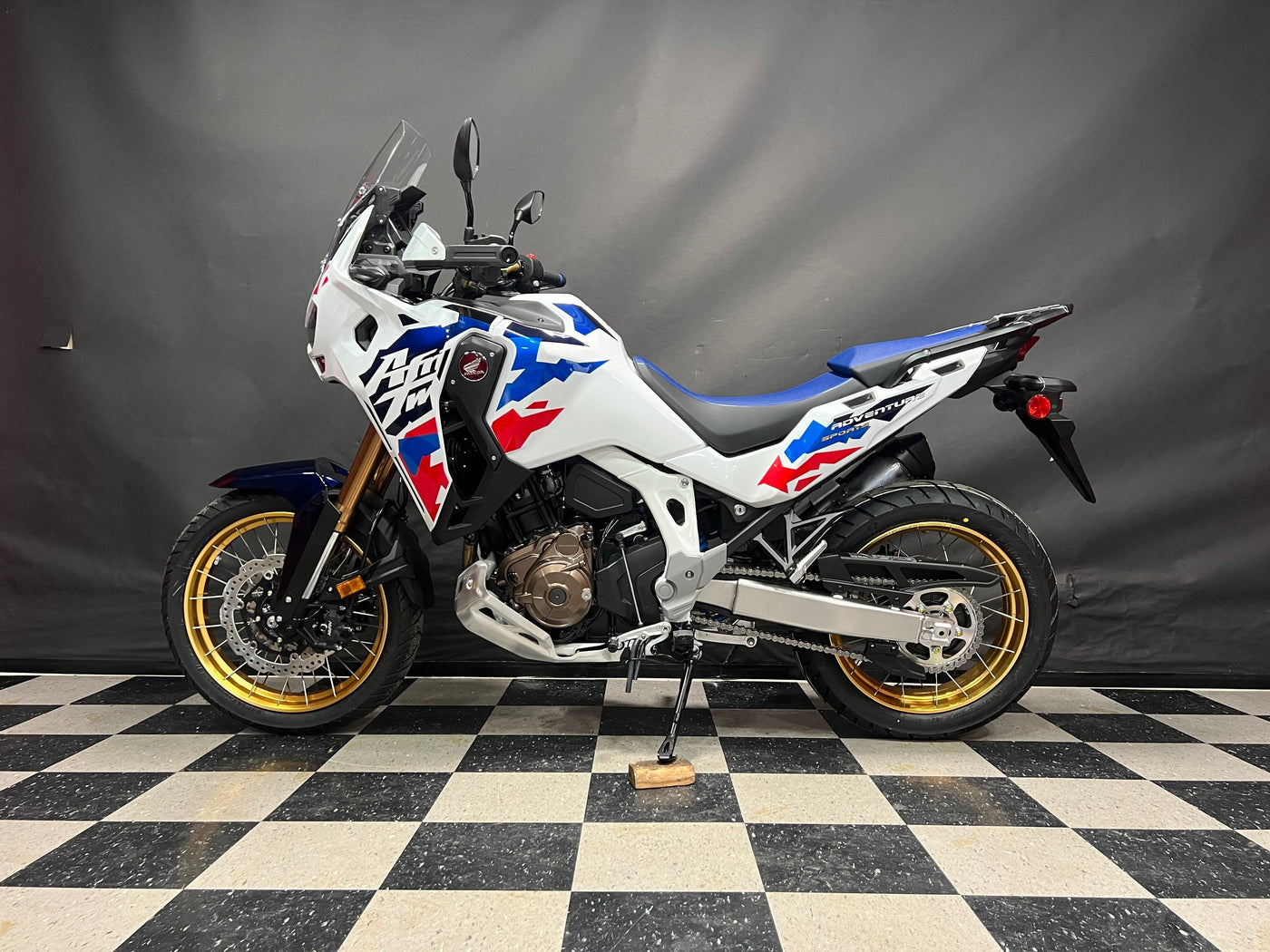 2024 Honda Africa Twin Adventure Sports